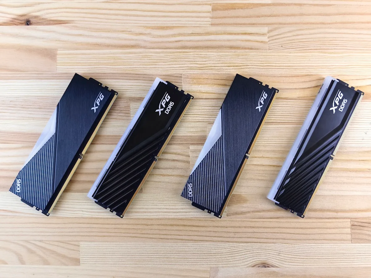Pentes de memória RAM DDR4 para PC gamer de entrada